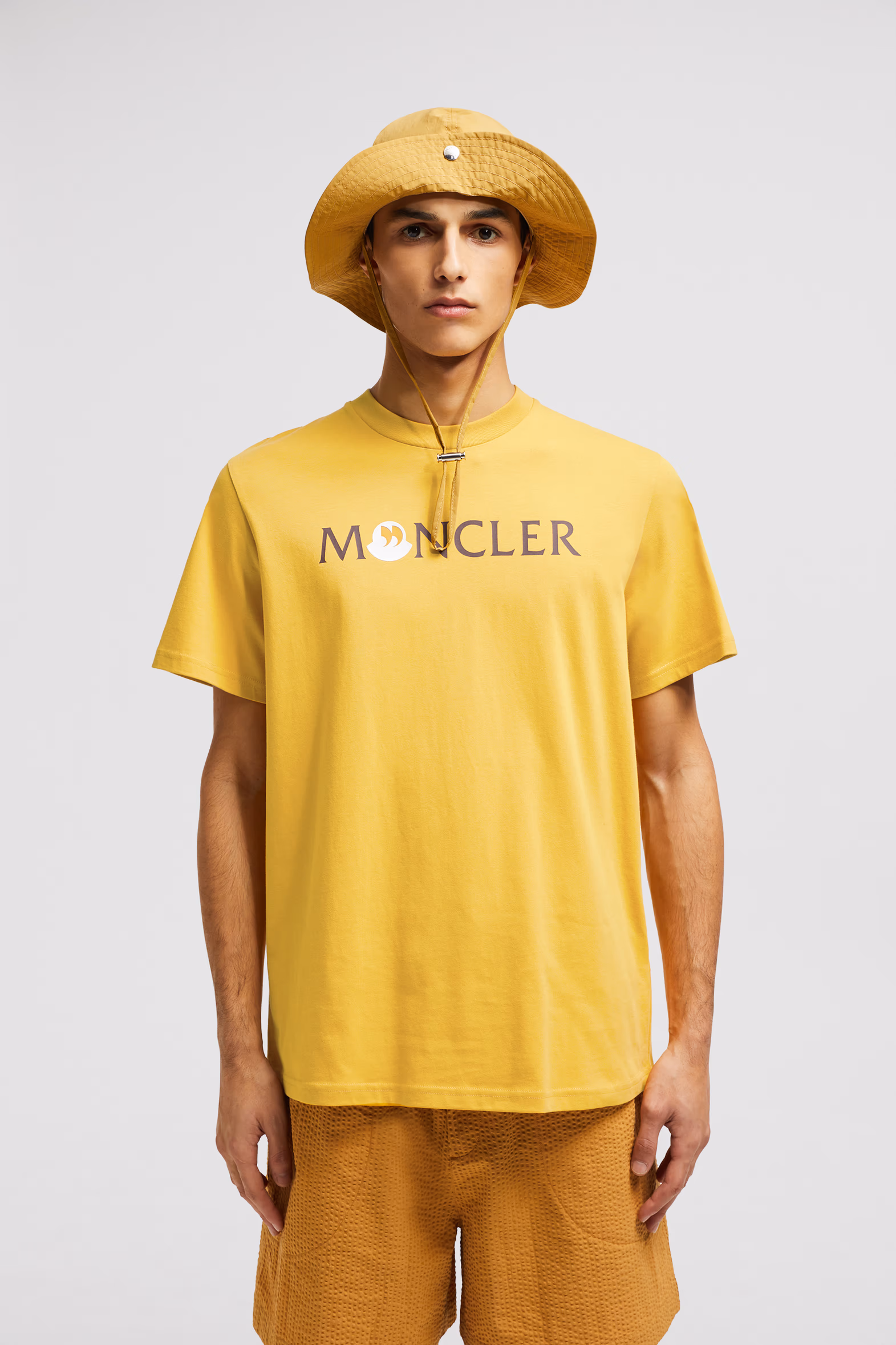Punctuation Logo Cotton T-Shirt Men Yellow Moncler 0